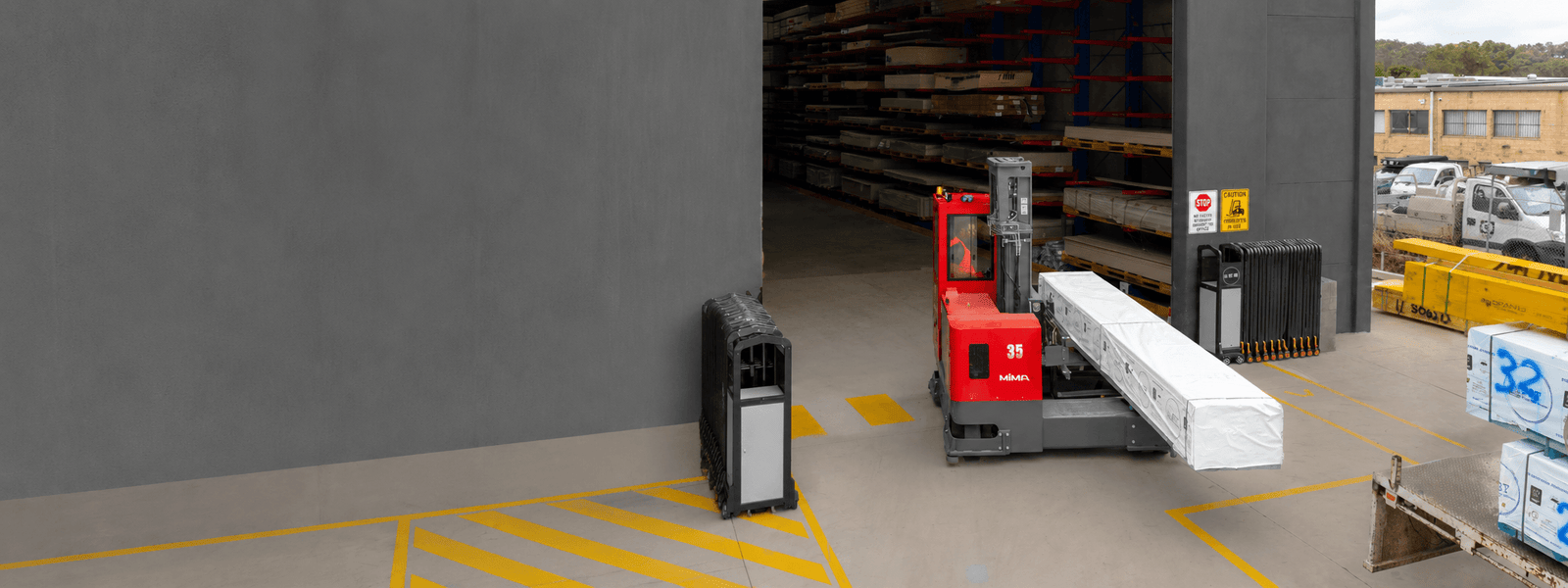 MiMA multi-directional forklift solution for long material handling
